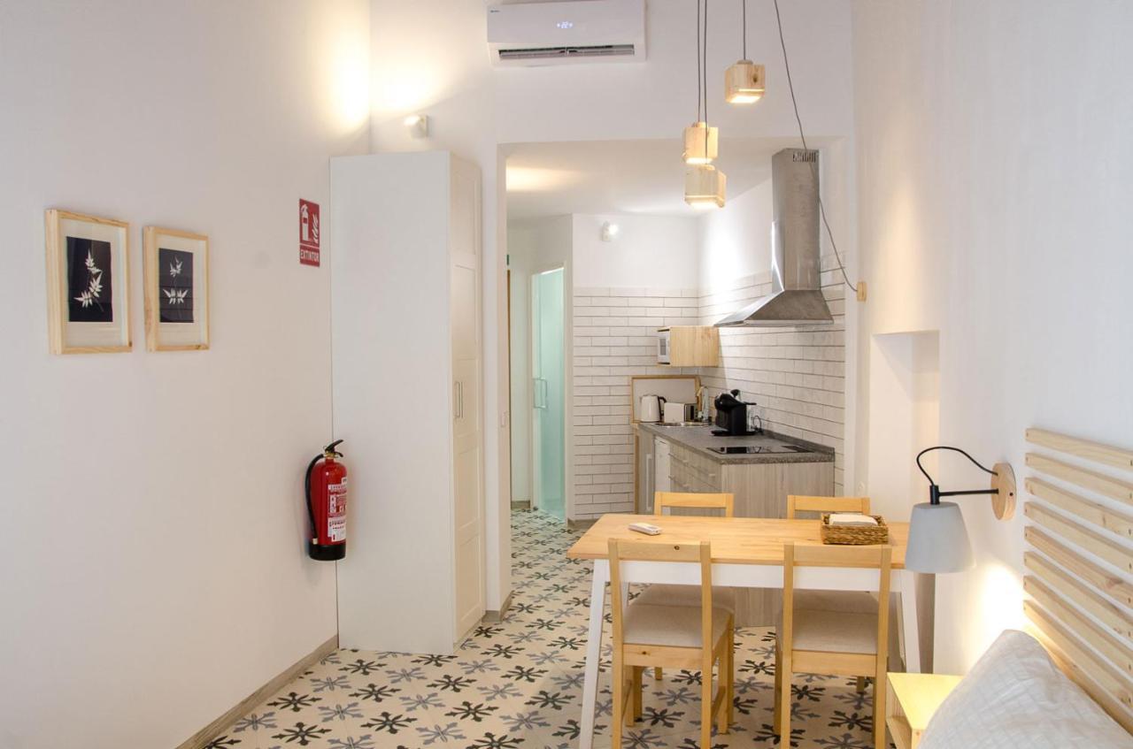 Torre De La Yerba Apartment Caceres Bagian luar foto