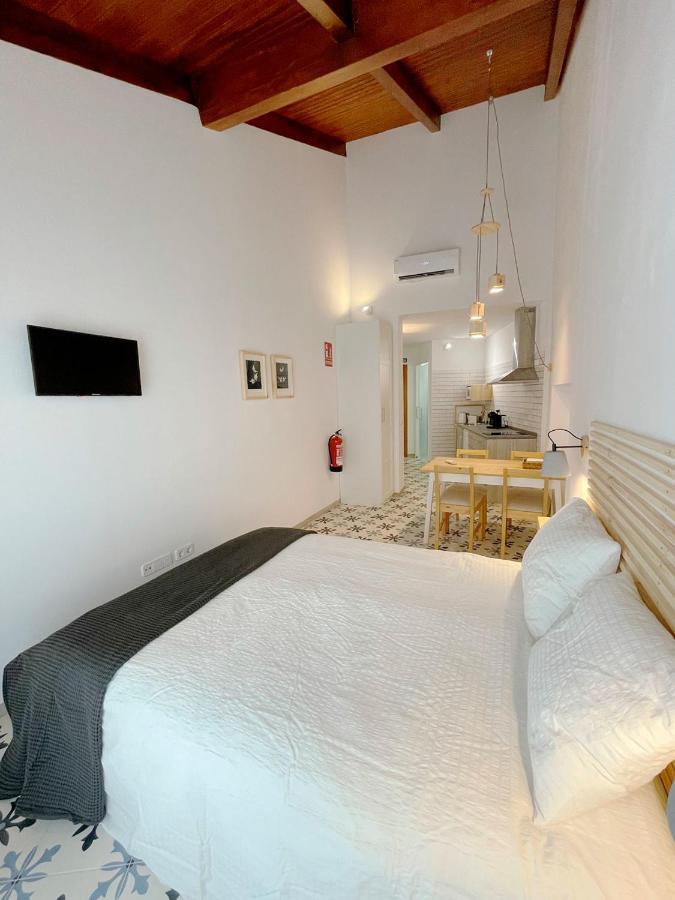 Torre De La Yerba Apartment Caceres Bagian luar foto